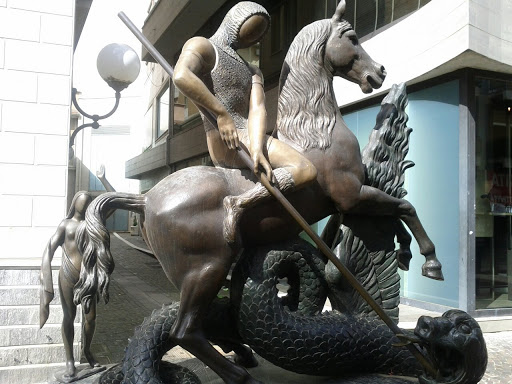 MAB: San Giorgio e il Dragone, di Salvador Dalì