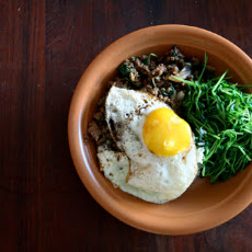 Thai Basil Stir-Fry ( Put Kaprow)