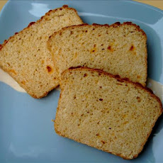 Homemade Garlic Cheddar Cheese Bread