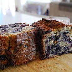 Banana Apple & Blueberry Surprise Cake