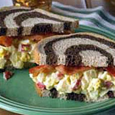 Delicious Egg and Bacon Salad Sandwiches