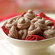 Chocolate-Hazelnut Meringue Kisses