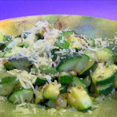 Easy Stir-Fried Zucchini and Garlic