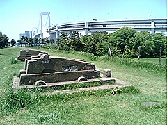 F1000110