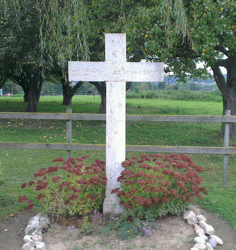 Kreuz an der Kantonsgrenze