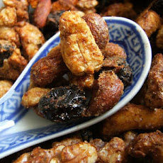 Sweet and Sassy Mixed Nuts