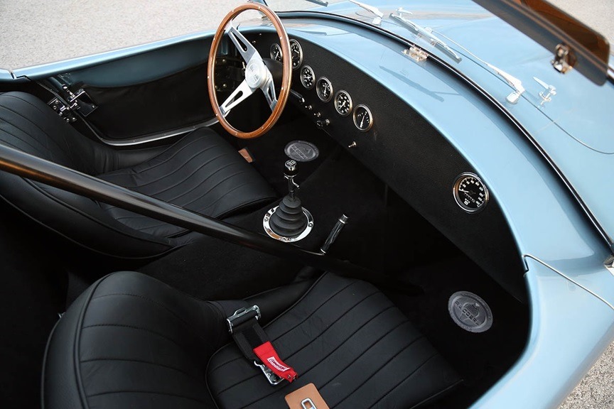 [50th-Anniversary-FIA-Shelby-Cobra-5%255B3%255D.jpg]