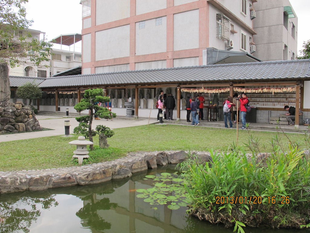 [1020120%2520%25C2%25B1%25C3%25AE-180%255B5%255D.jpg]