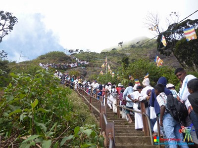 Adams-Peak-2014-by-Ruwan-Dileepa--le%25255B158%25255D.jpg