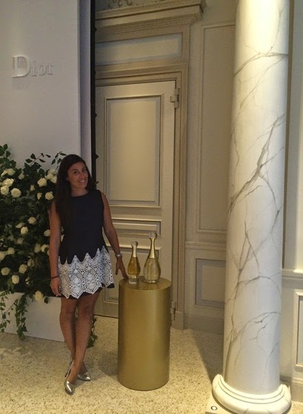 Dior-J'adore -The-future-is-gold-fashion-blogger