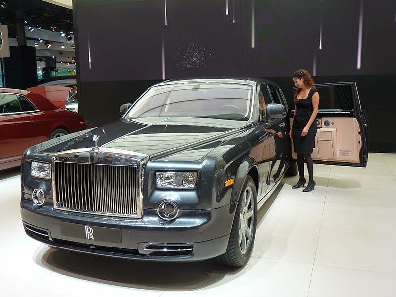 [2010-4-Rolls-Royce-Phantom6.jpg]