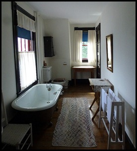 2g - Roosevelt Cottage - bathroom