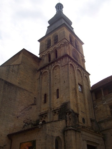 [2009.09.02018cathdraleStSacerdos3.jpg]