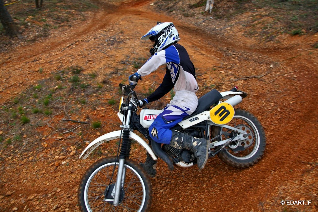 Photos d'un enduro qui eu lieu à Flassan sur Issole-TEST