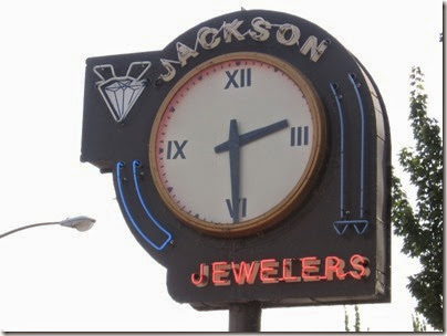 IMG_3238 Jackson Jewelers Street Clock in Salem, Oregon on September 4, 2006