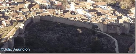 Muralla de Játiva vista desde el castillo