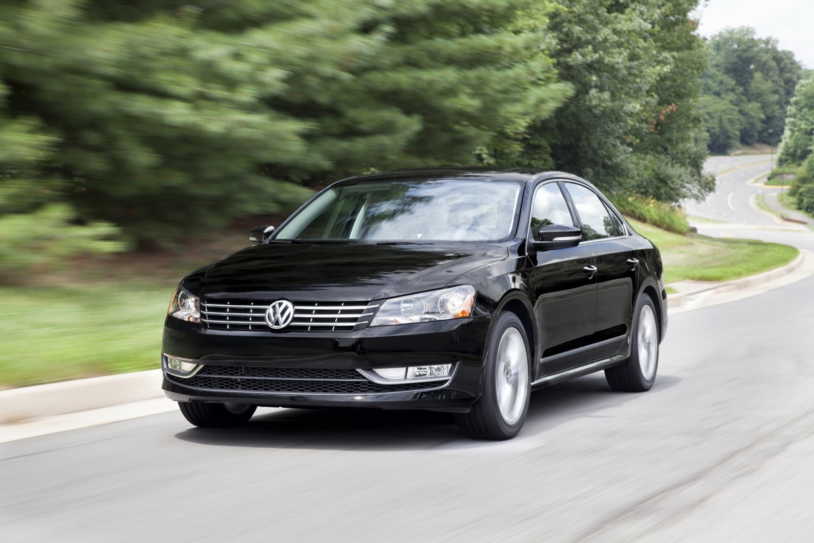[Passat18TSELaction5%255B3%255D.jpg]