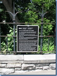 6183 Ottawa - Parliament Buildings grounds - The Cat Sanctuary