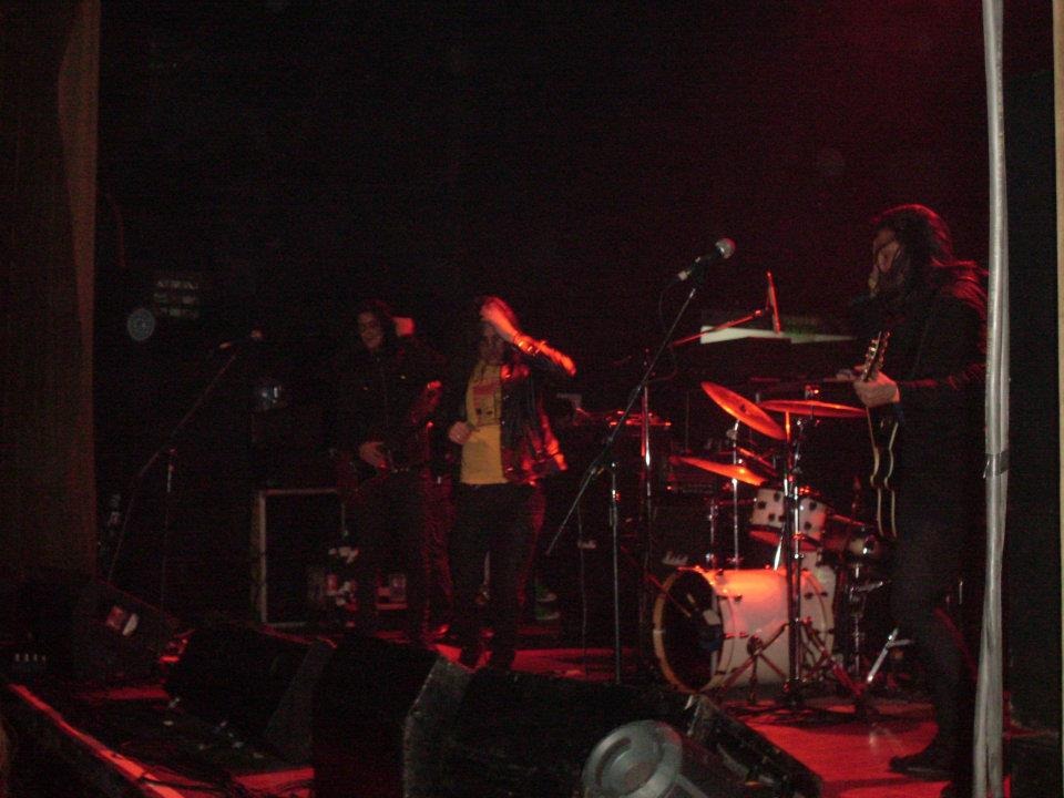 [315821_2478368919402_1257872288_3037580_1694628748_n%255B2%255D.jpg]