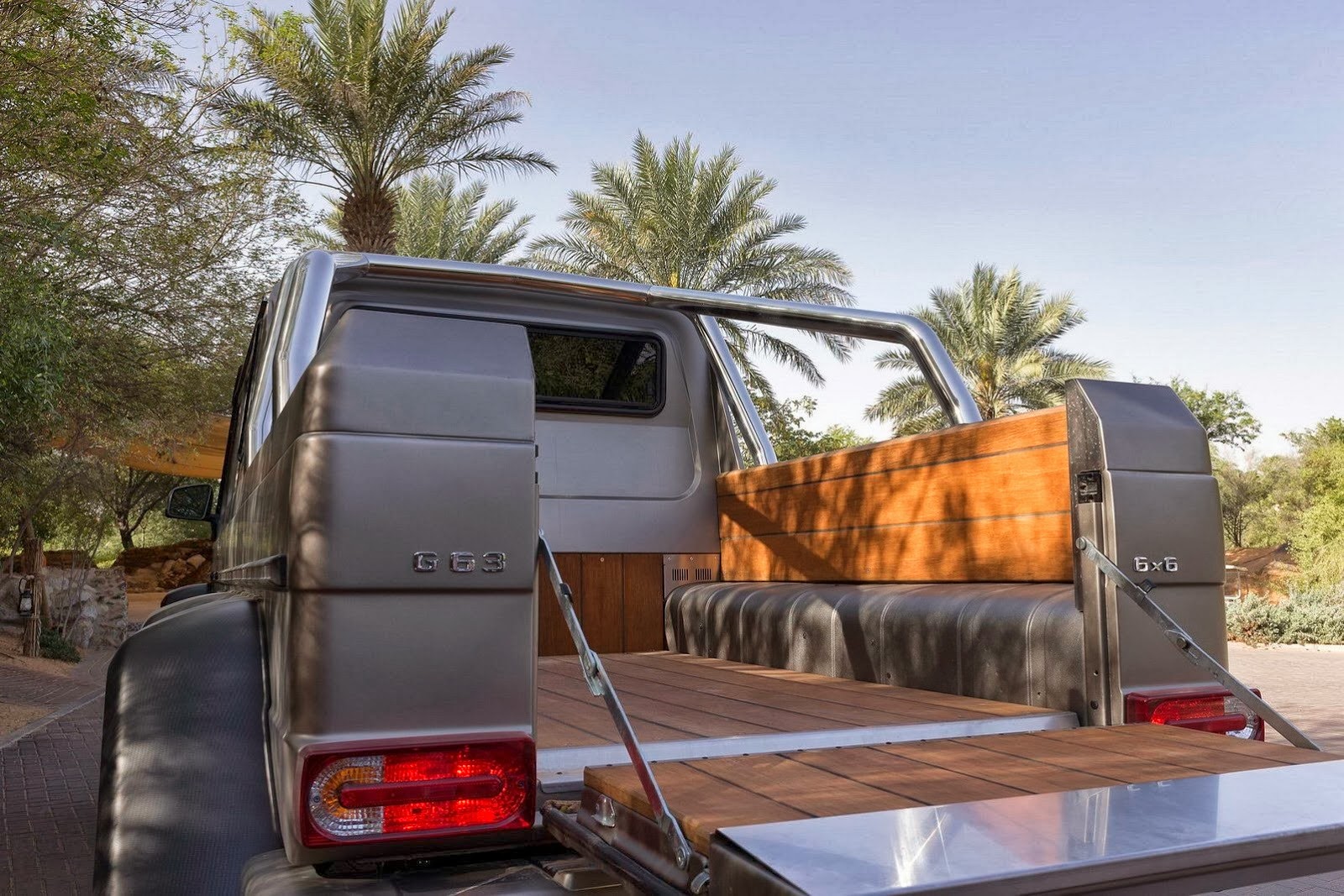 [Mercedes-Benz-G63-AMG-6x6-7%255B3%255D.jpg]