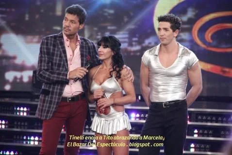 Tinelli enoja a Tito abrazando a Marcela.jpg