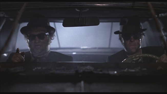Jake_and_Elwood_in_car_at_night_Hit_It1