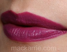 c_StrongWomanLipstickMAC3