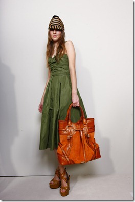burberry-spring2012-twitter-3