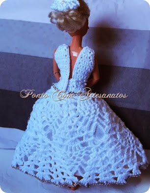 Vestido de Noiva de Crochê para boneca