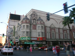 106 - Edificios entre casinos.JPG