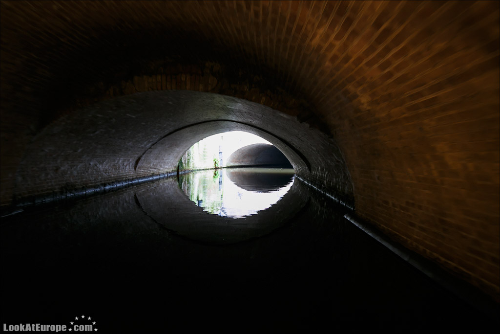 LookAtEurope.com - Фотогалоп по Европе. Чехия, Германия, Голландия.  Подземные каналы города Хертогенбош | Holland, Binnendieze in Hertogenbosch