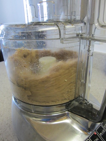 [almond%2520butter%2520067%255B3%255D.jpg]