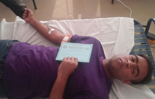 [blood%2520donor%2520in%2520blood%2520donation%2520camp%2520RMC%255B5%255D.jpg]