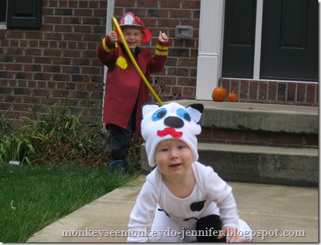 fireman and firedog halloween costumes (16)