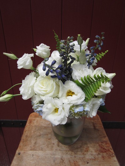 white and blue bouquet | rustic wedding | Ideas in Bloom