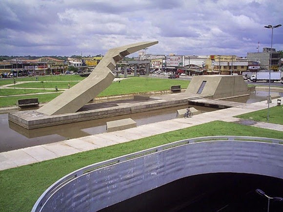 Memorial da Cabanagem - Oscar Niemeyer, fonte: jaderbarbalho.com