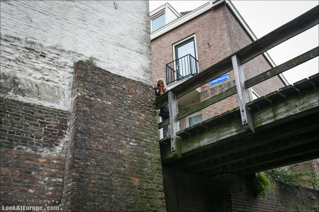 LookAtEurope.com - Фотогалоп по Европе. Чехия, Германия, Голландия.  Подземные каналы города Хертогенбош | Holland, Binnendieze in Hertogenbosch