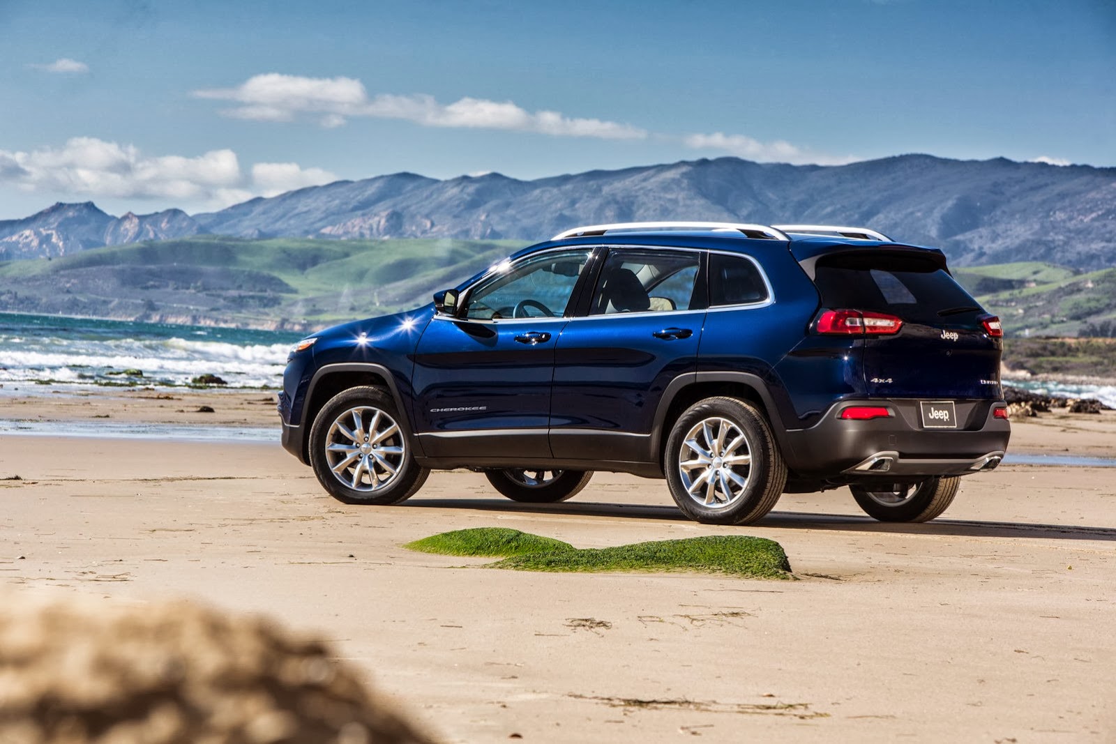 [Jeep-Cherokee_07%255B2%255D.jpg]