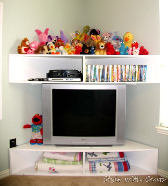 Creating an Inexpensive Playroom from Style with Cents www.stylewithcents.blogspot.com 11