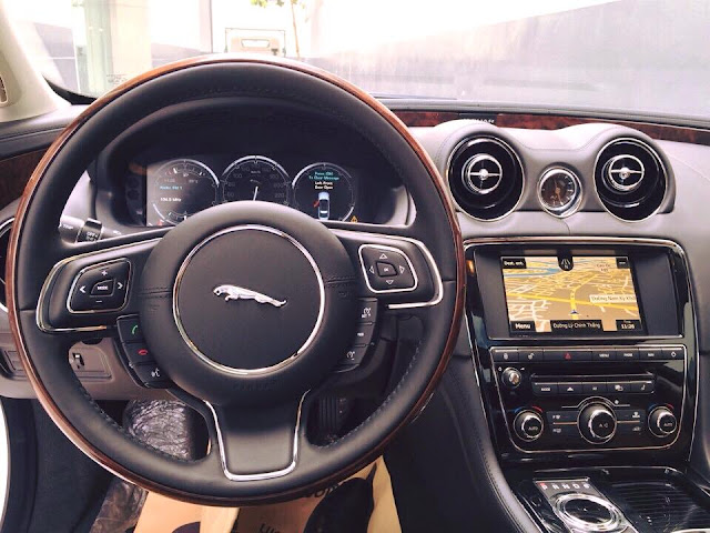Nội thất xe Jaguar XJL Premium Luxury LWB 010 Nội thất xe Jaguar XJL Premium Luxury LWB 010