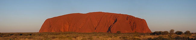 [Uluru_Panorama2.jpg]