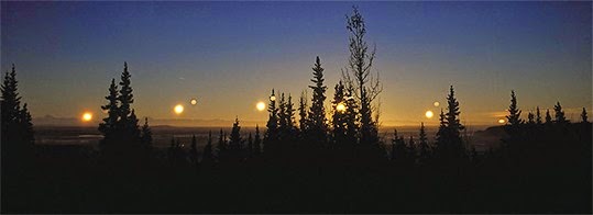 Solstício de inverno em Fairbanks (Alasca) situada a poucos qilómetros a sul do cículo polar ártico