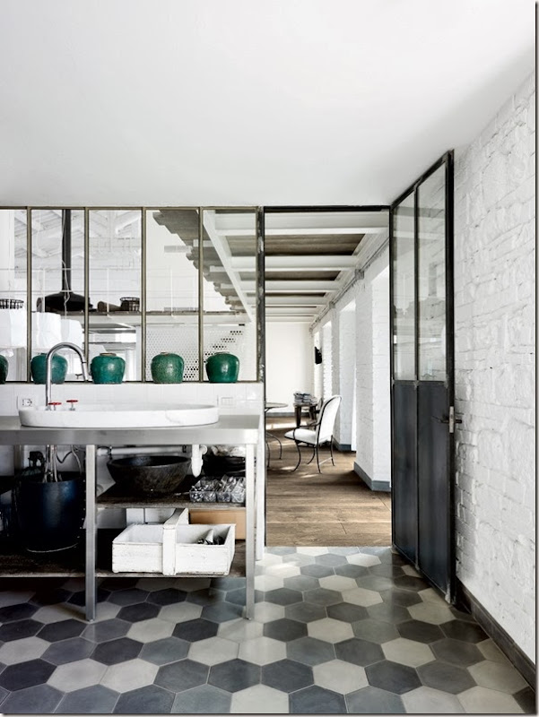 Paola-Navone-Industrial-Style-Conversion-1