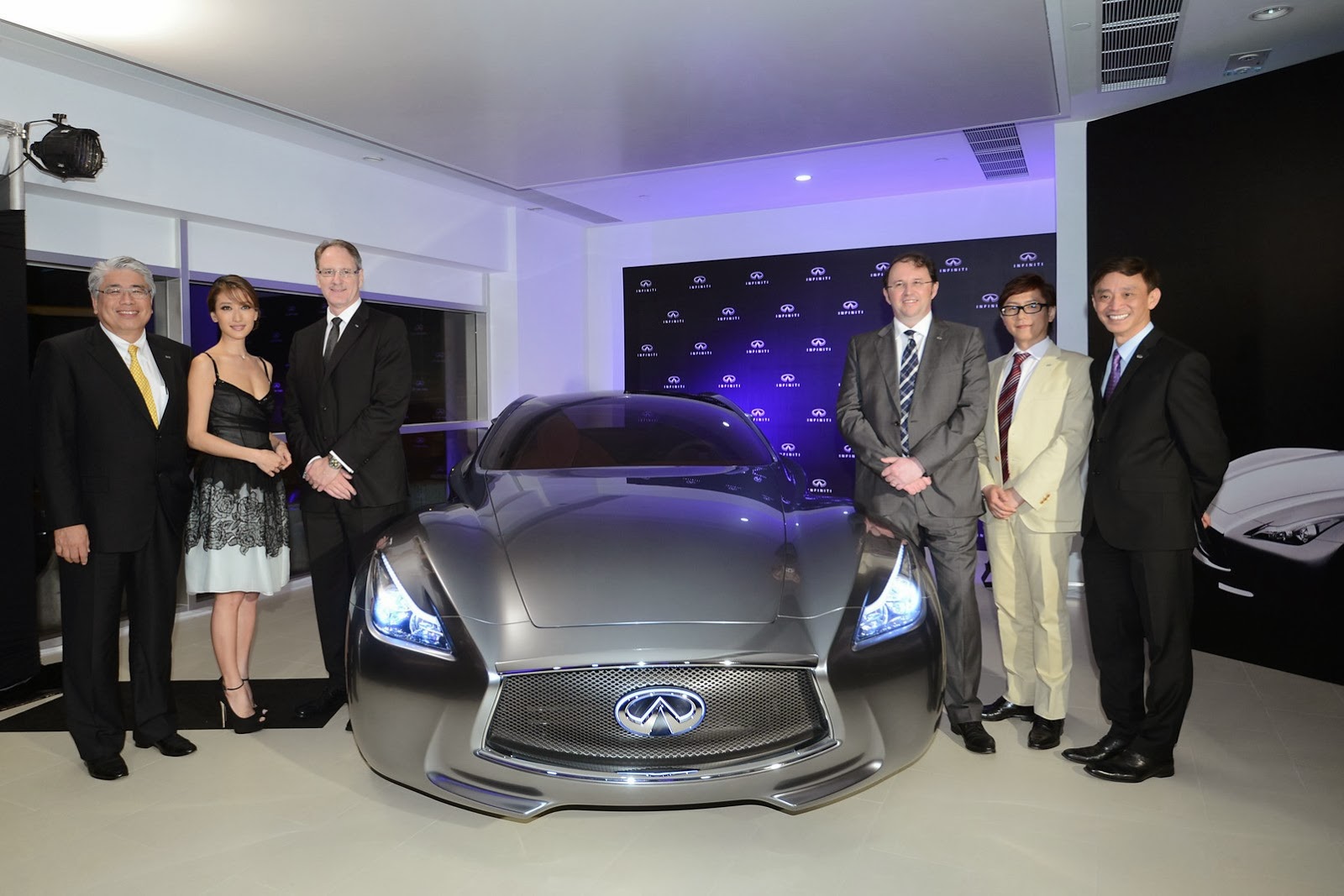 [Infiniti-20%255B2%255D.jpg]