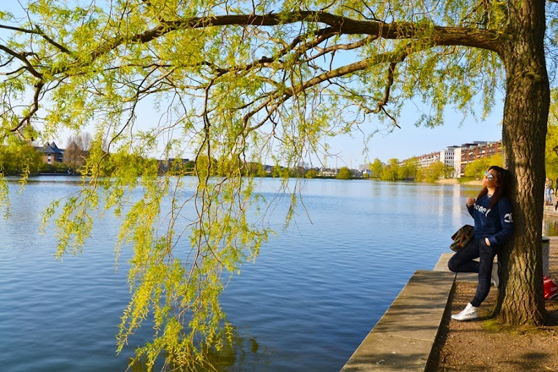 landscape-copenaghen-outfit-fashion-blogger-joshbag