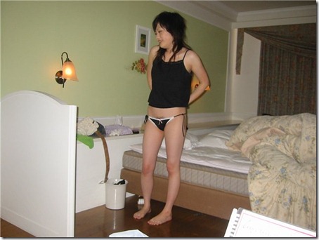 Chinese chick tied up and sexed (13)