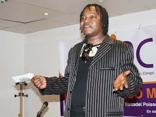 Jean-Christophe Siatula alias Mister Siatula, artiste comédien congolais. Radio Okapi/Ph. Reveil-fm