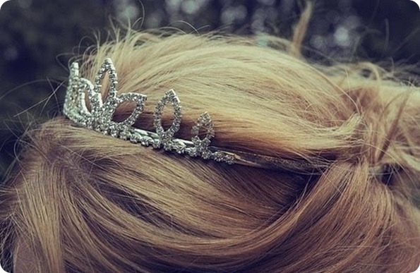 crown-cute-girl-hair-princess-vintage-Favim.com-54870_large