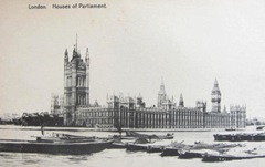 Vintage postcard London Parliment bldg