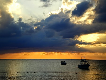 In mijlocul Caraibelor - insula Grand Cayman